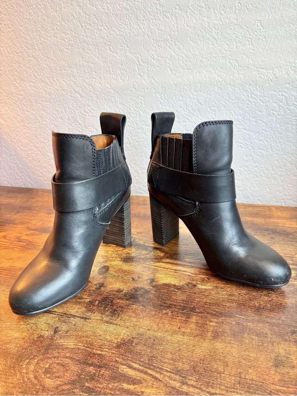 See By Chloe Black Buckle Leather Ankle Boots Womens Size EU 37 1/2 US 7 1/2